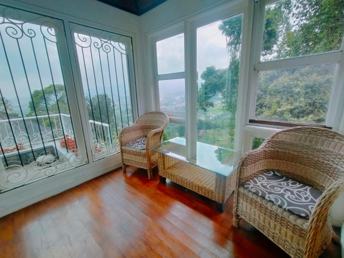 Villa Santika Puncak Pass Cimacan 외부 사진