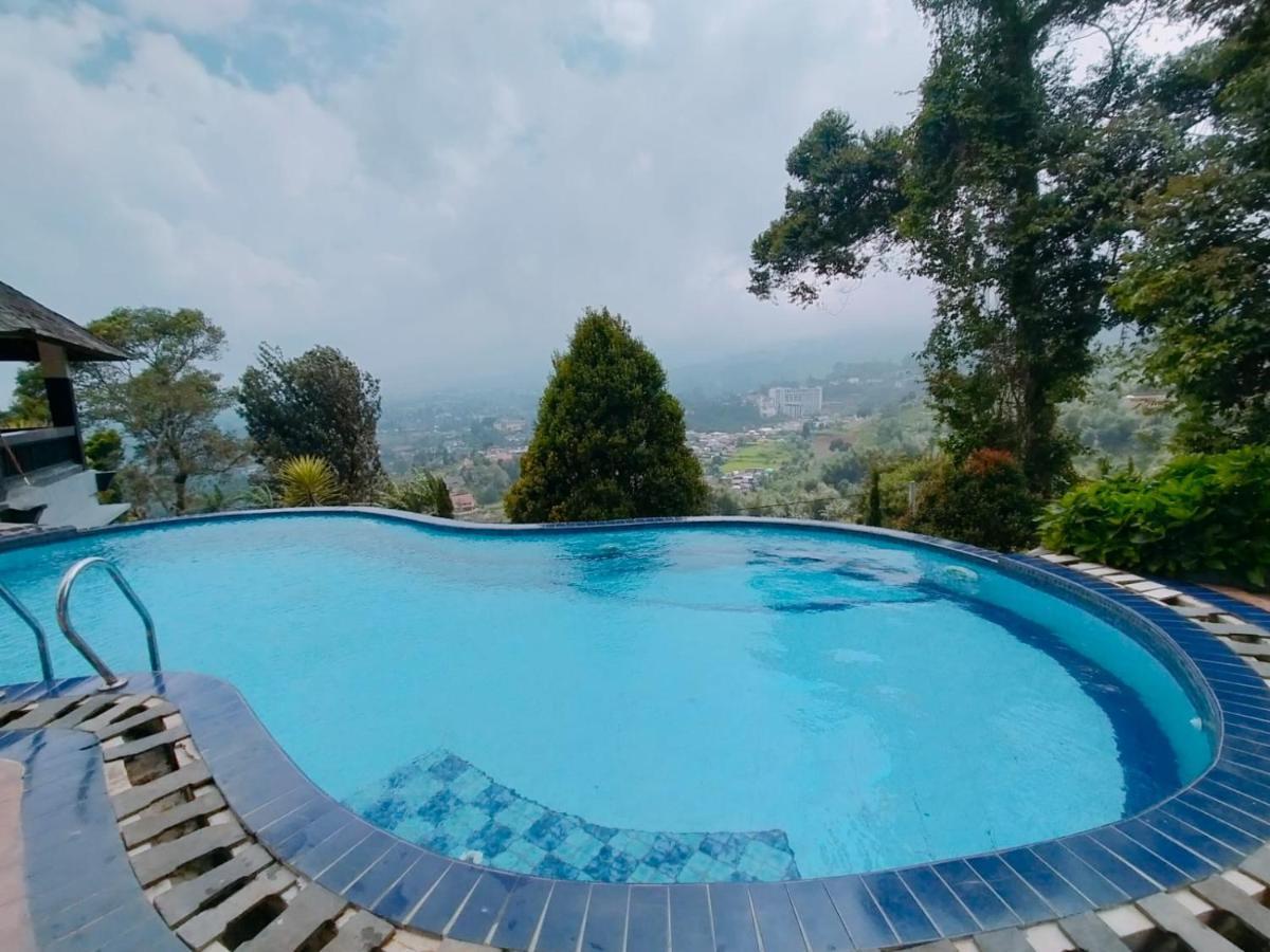 Villa Santika Puncak Pass Cimacan 외부 사진