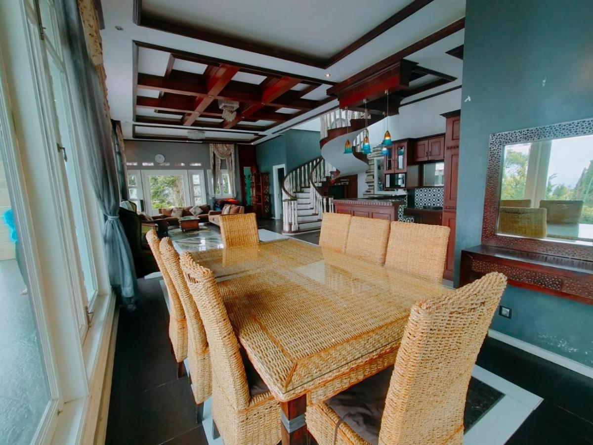 Villa Santika Puncak Pass Cimacan 외부 사진